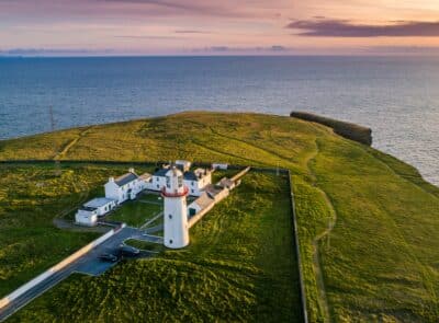 Loop Head Lighthouse is situated on the scenic Loop Head peninsula in County Clare and a Signature Discovery Point on the Wild Atlantic Way.