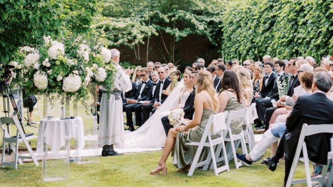 walled-garden-wedding-01